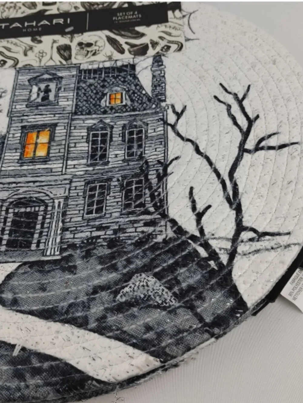 NWT Tahari Halloween HAUNTED HOUSE Placemats Set of 4 15